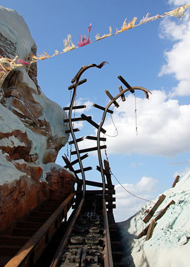 animal kingdom expedition everest