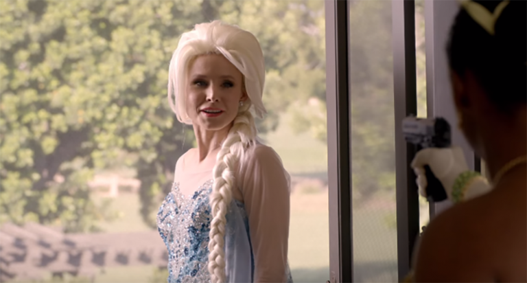 Evil Elsa Kristen Bell Plays An R Rated Snow Queen On Youtube The Kingdom Insider