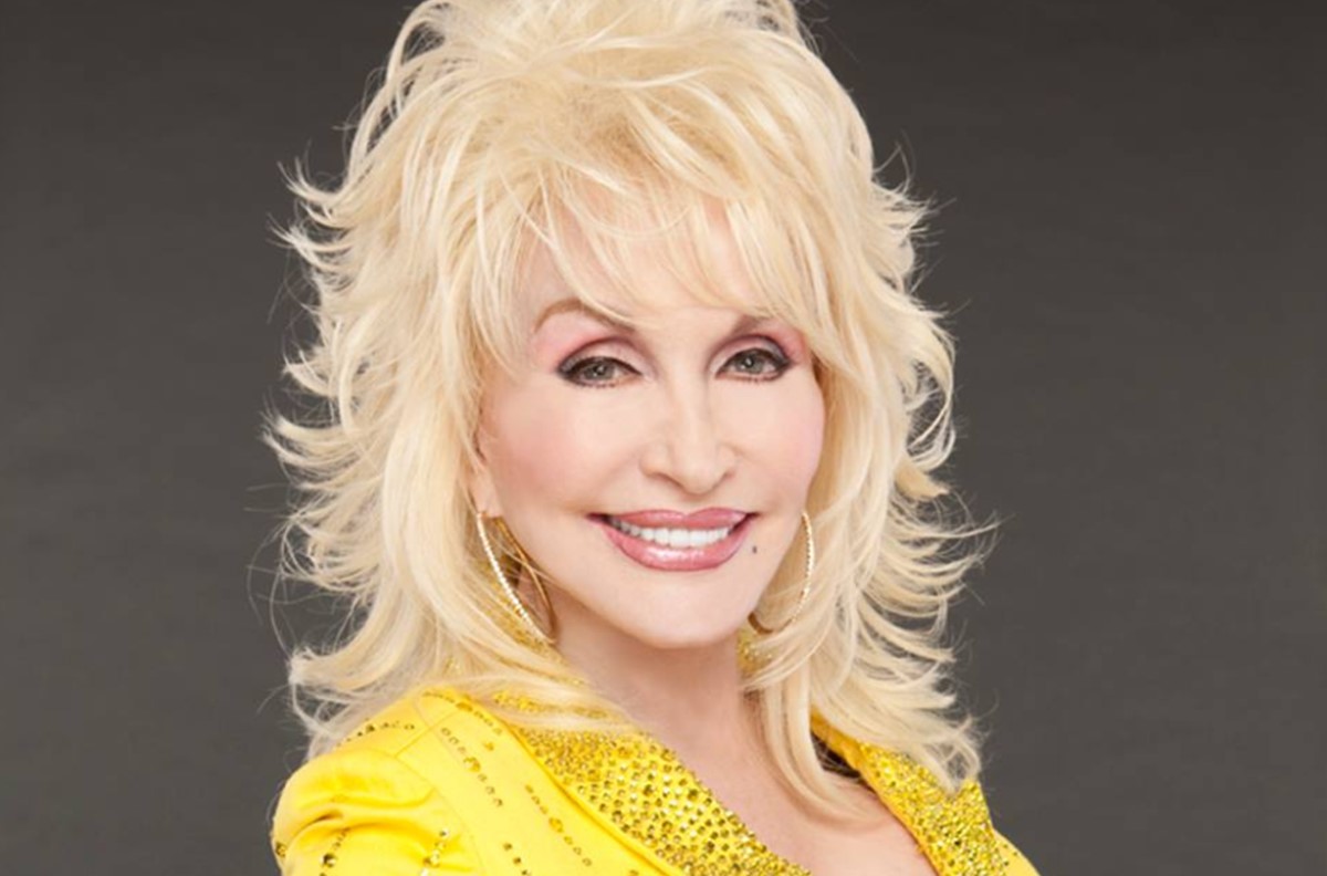Wait… Dolly Parton almost starred in a Disney movie?! 👀